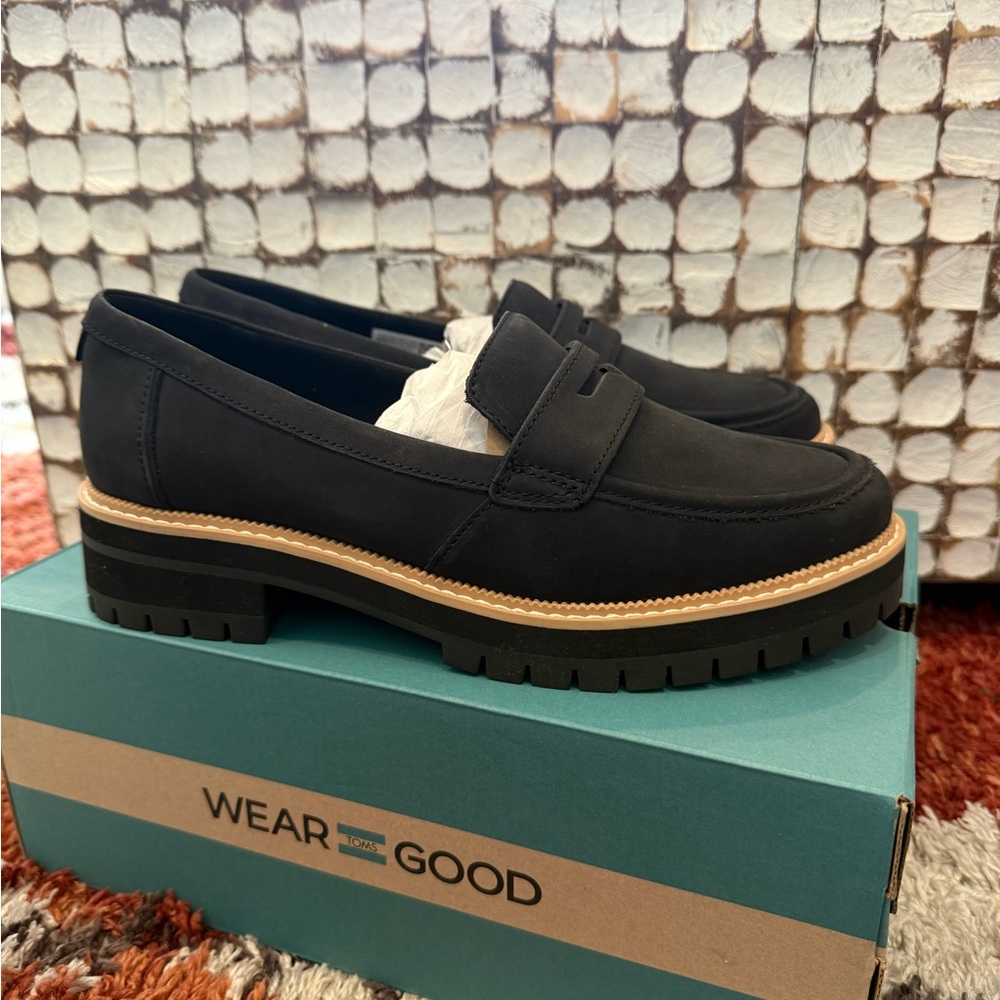 Brand New Toms Cara Black Loafers for Women Wide Width